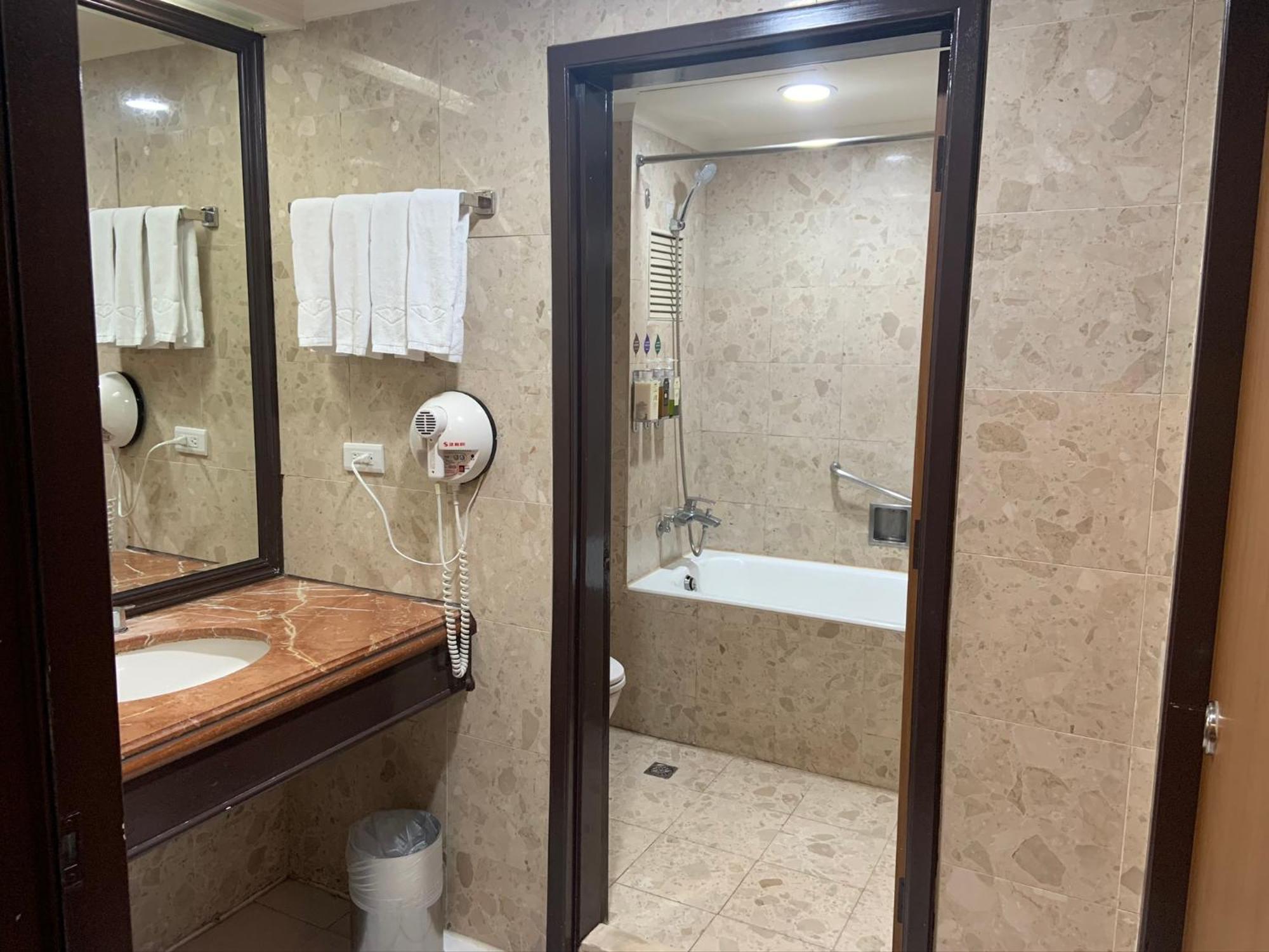 Ct Green Bay Hot-Spring Hotel Wanli Extérieur photo